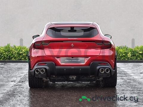 Ferrari Purosangue Красный