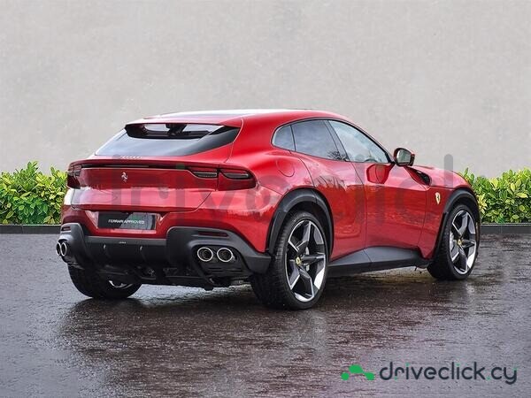 Ferrari Purosangue Красный