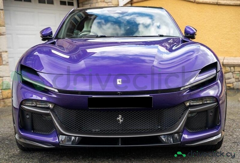 Ferrari Purosangue Фиолетовый