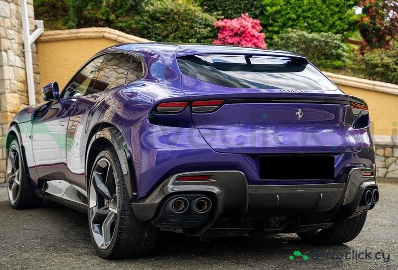 Ferrari Purosangue Фиолетовый