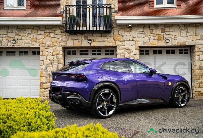 Ferrari Purosangue Фиолетовый