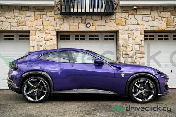 Ferrari Purosangue Фиолетовый