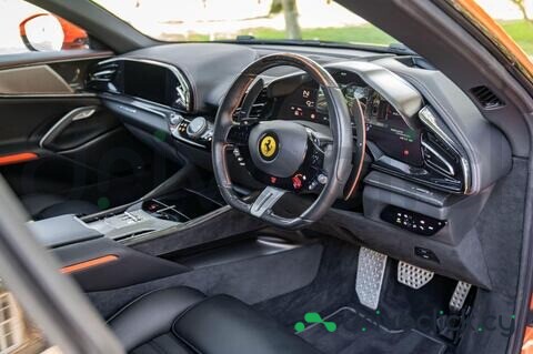 Ferrari Purosangue Оранжевый