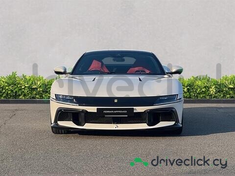 Ferrari 12Cilindri White