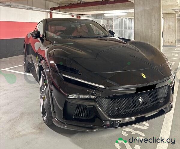 Ferrari Purosangue Черный