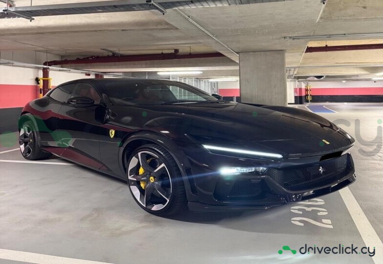 Ferrari Purosangue Черный