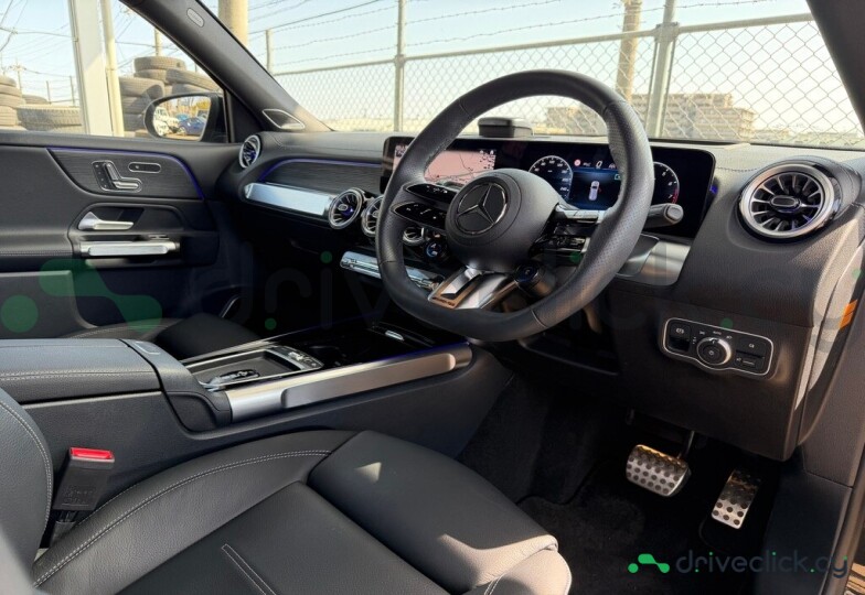 Mercedes GLB-class Black