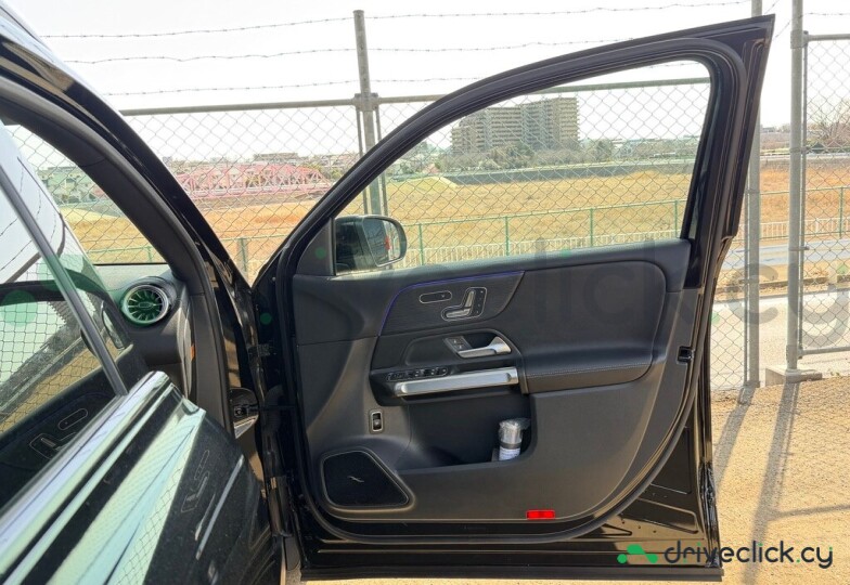 Mercedes GLB-class Black