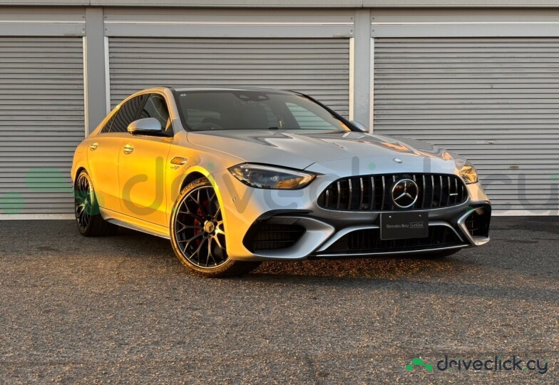 Mercedes C-class Серый