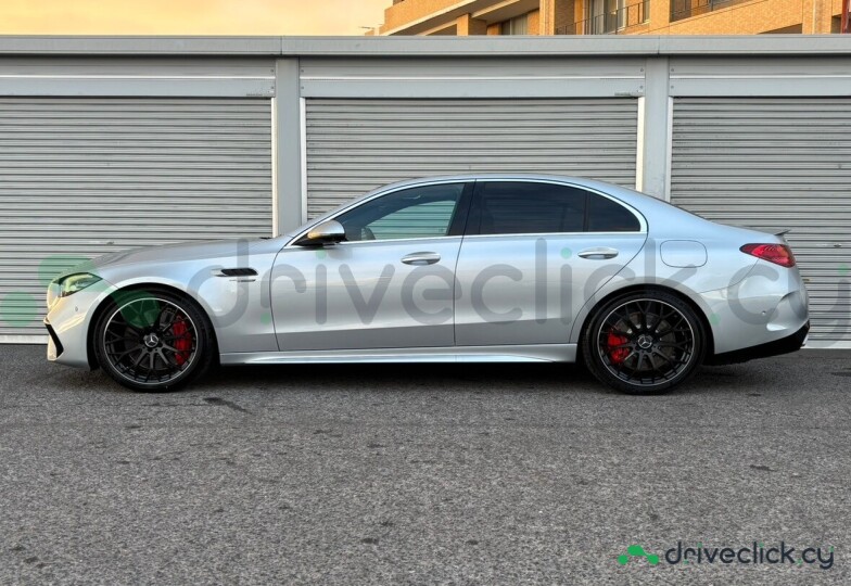 Mercedes C-class Серый