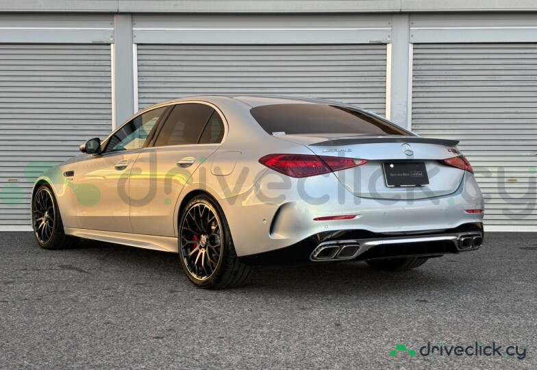 Mercedes C-class Серый