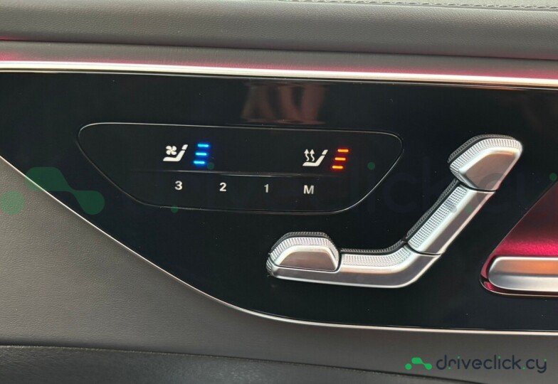 Mercedes C-class Серый