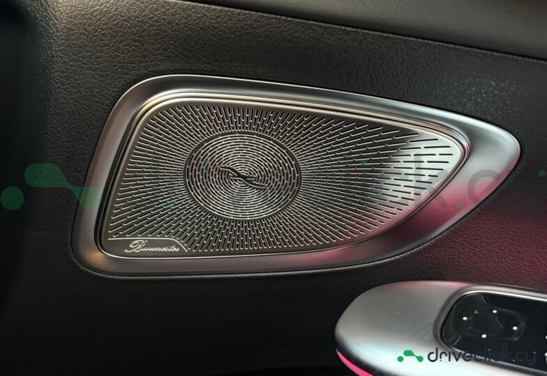 Mercedes C-class Серый