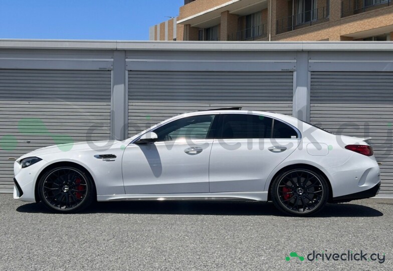 Mercedes C-class Белый