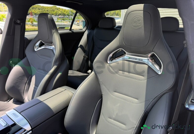 Mercedes C-class Белый