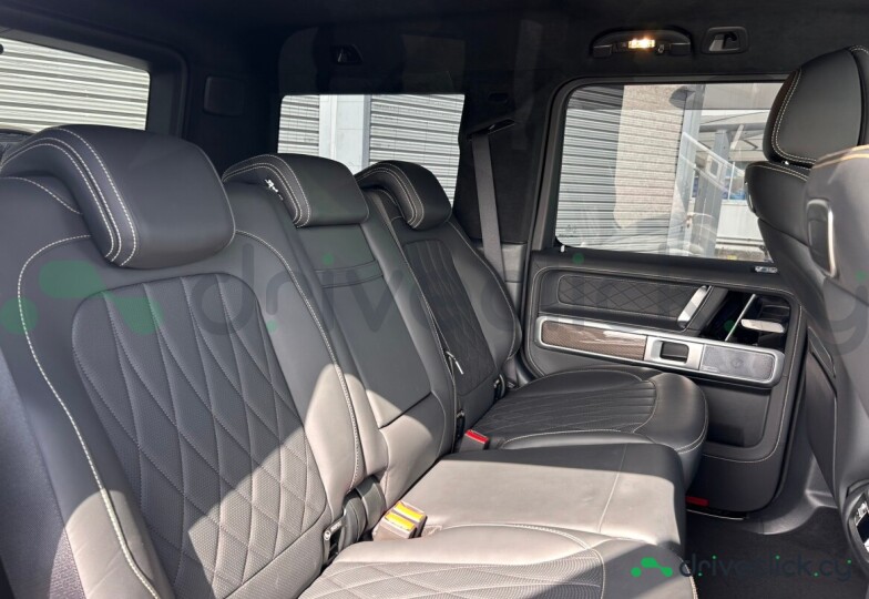 Mercedes G-class Черный
