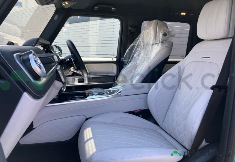 Mercedes G-class Blue