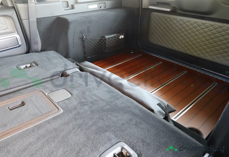 Mercedes G-class Grey