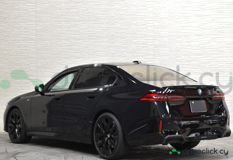 BMW 5 series Черный