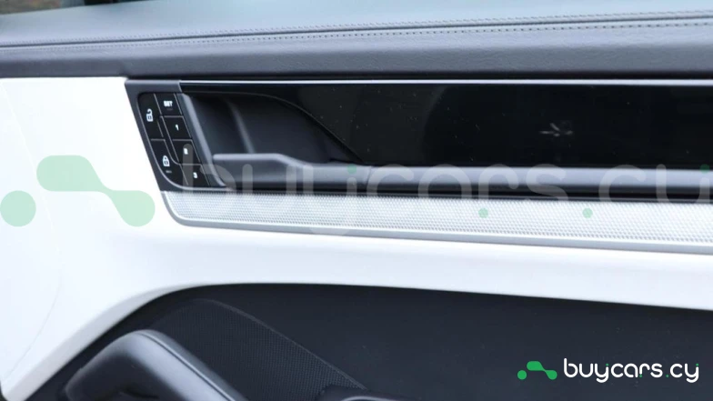 Porsche Cayenne Черный