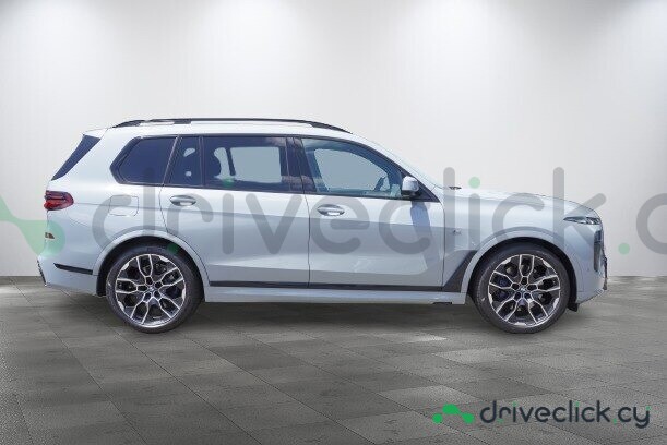 BMW X7 Grey