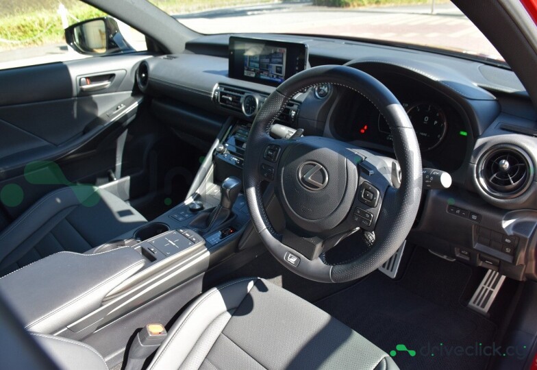 Lexus IS Red