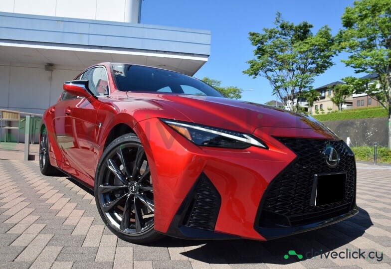 Lexus IS Red