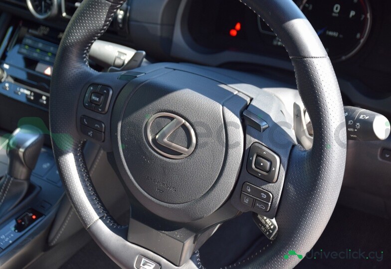 Lexus IS Red