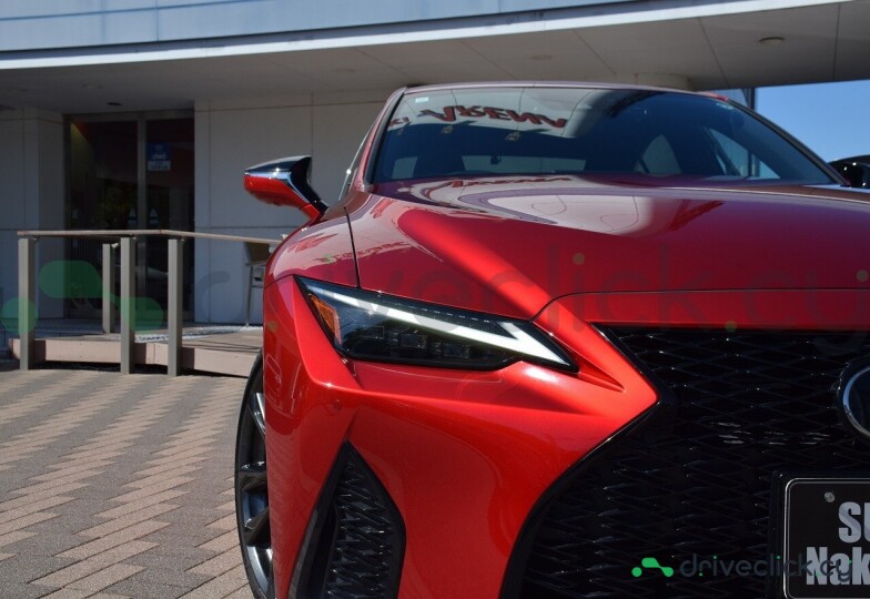 Lexus IS Red