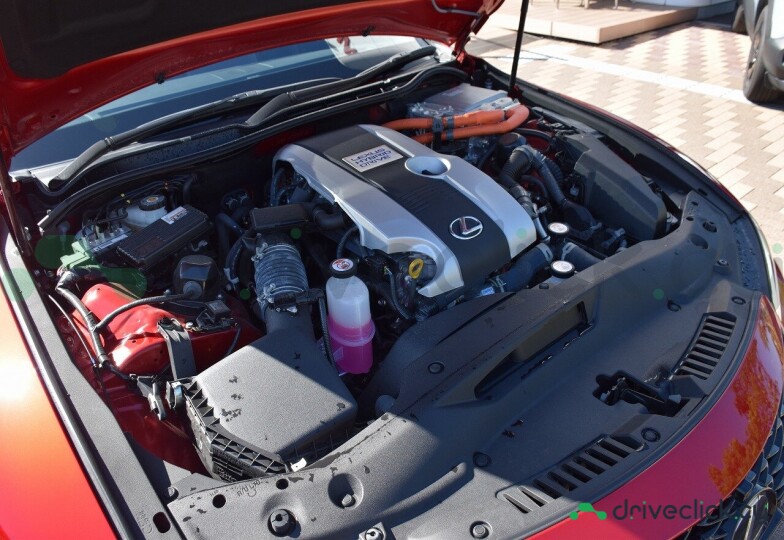 Lexus IS Red