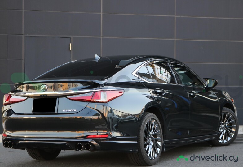 Lexus ES Black