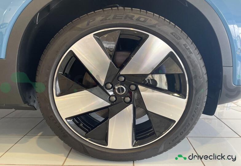 Volvo C40 Blue