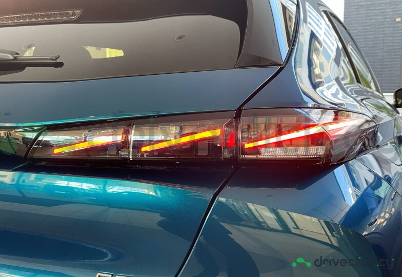 Peugeot 308 Blue