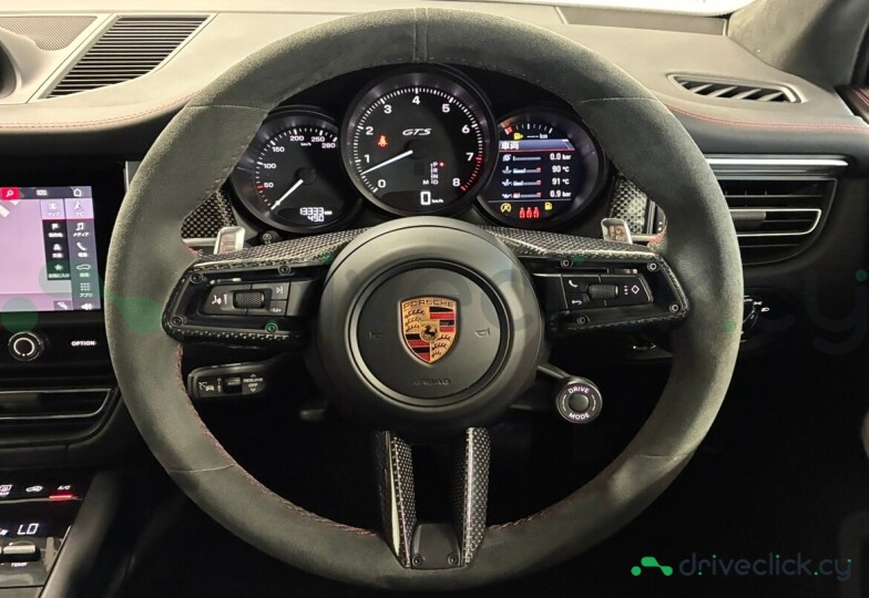 Porsche Macan Black