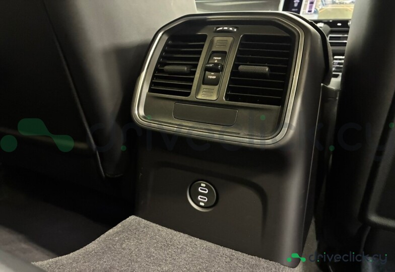 Porsche Macan Black