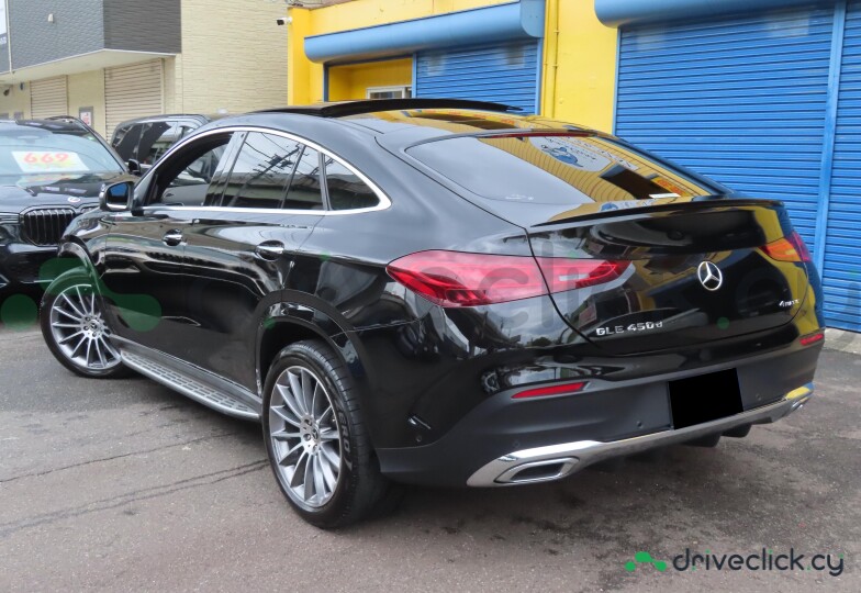 Mercedes GLE-class Black