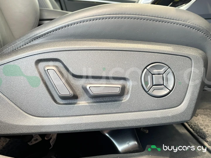 Audi A6 Черный