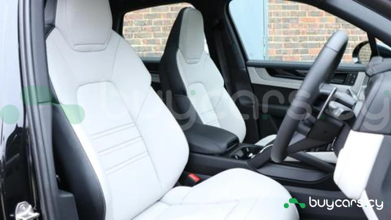 Porsche Cayenne Черный