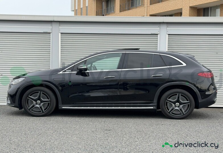 Mercedes EQE SUV Черный