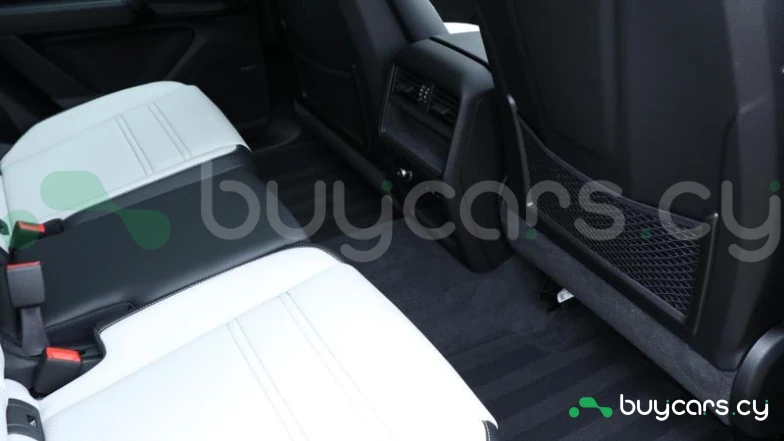 Porsche Cayenne Черный