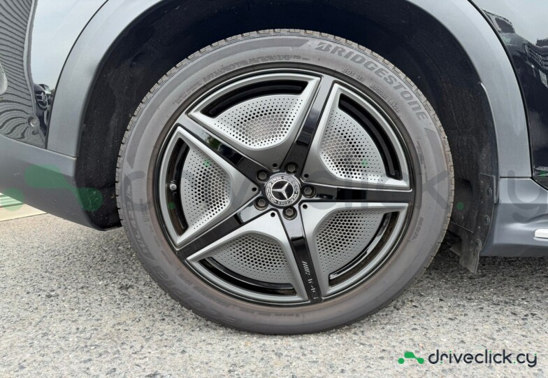 Mercedes EQE SUV Черный