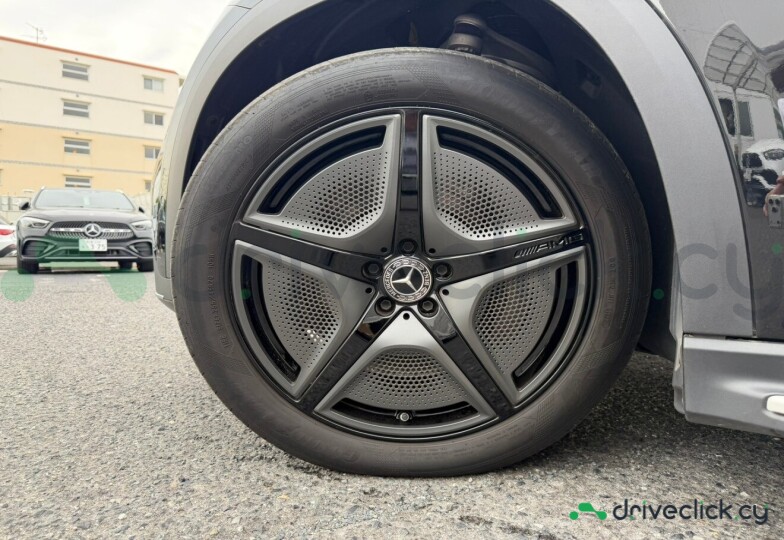 Mercedes EQE SUV Черный