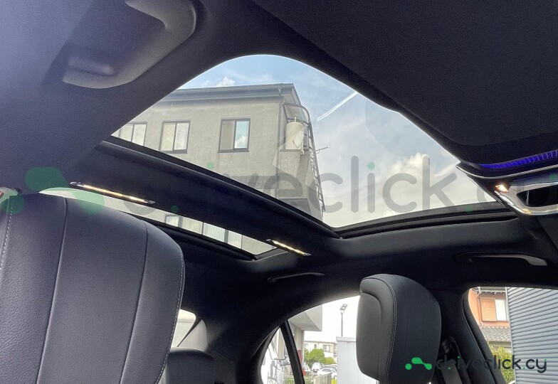 Mercedes S-class Белый