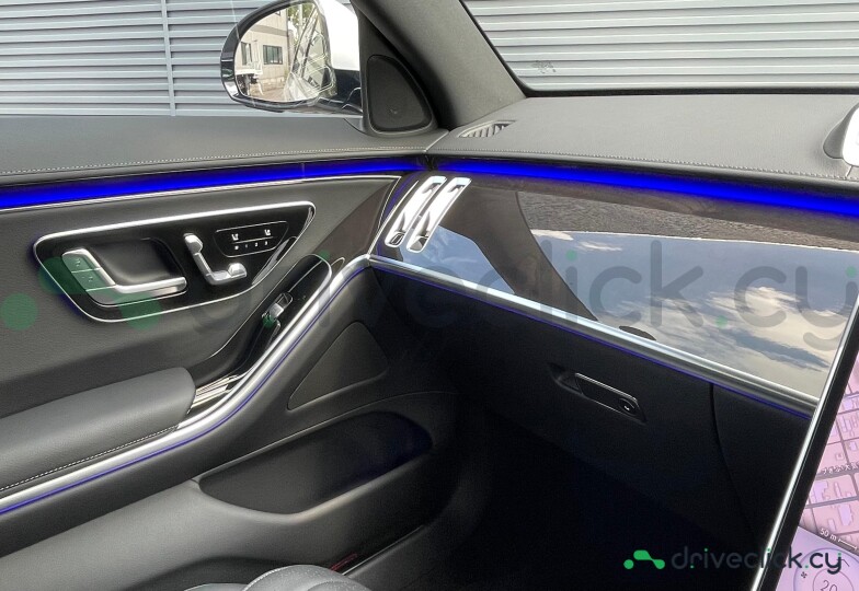 Mercedes S-class Белый