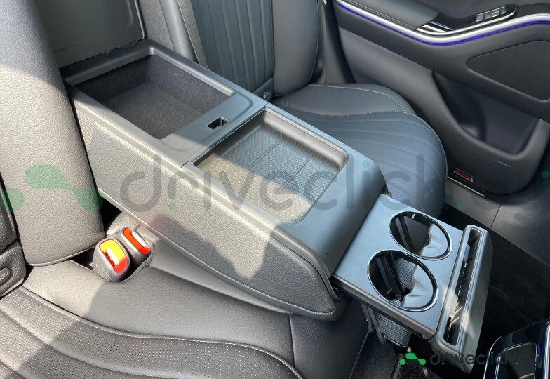 Mercedes S-class Белый