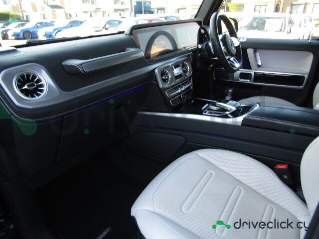 Mercedes G-class Black