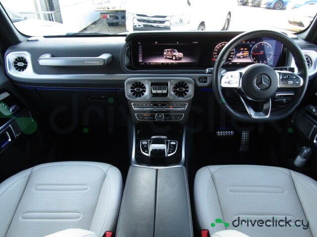 Mercedes G-class Black