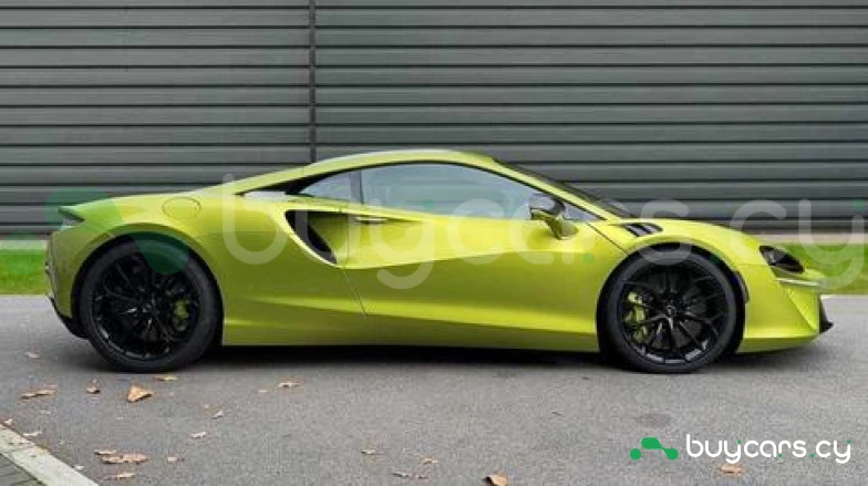 McLaren Artura Зеленый