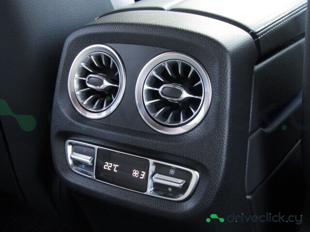Mercedes G-class Black