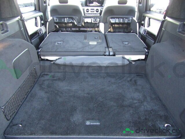 Mercedes G-class Black